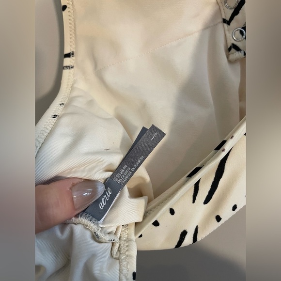 Aerie Cream and Black Printed High Neck Backless Swimsuit Top Bikini Top - Picture 4 of 4